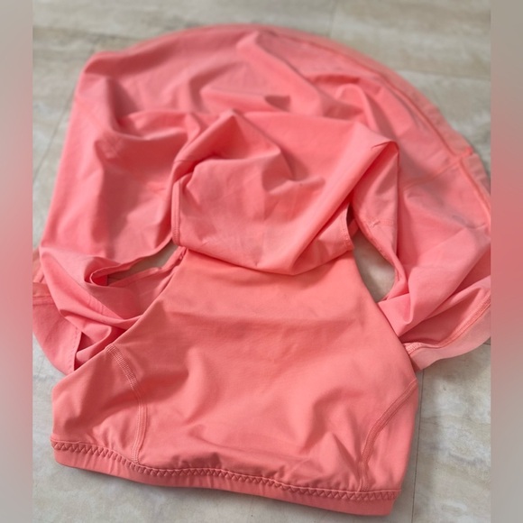 LULULEMON Coral Free Spirit Tank With Built In Bra (US 4) - Picture 10 of 10